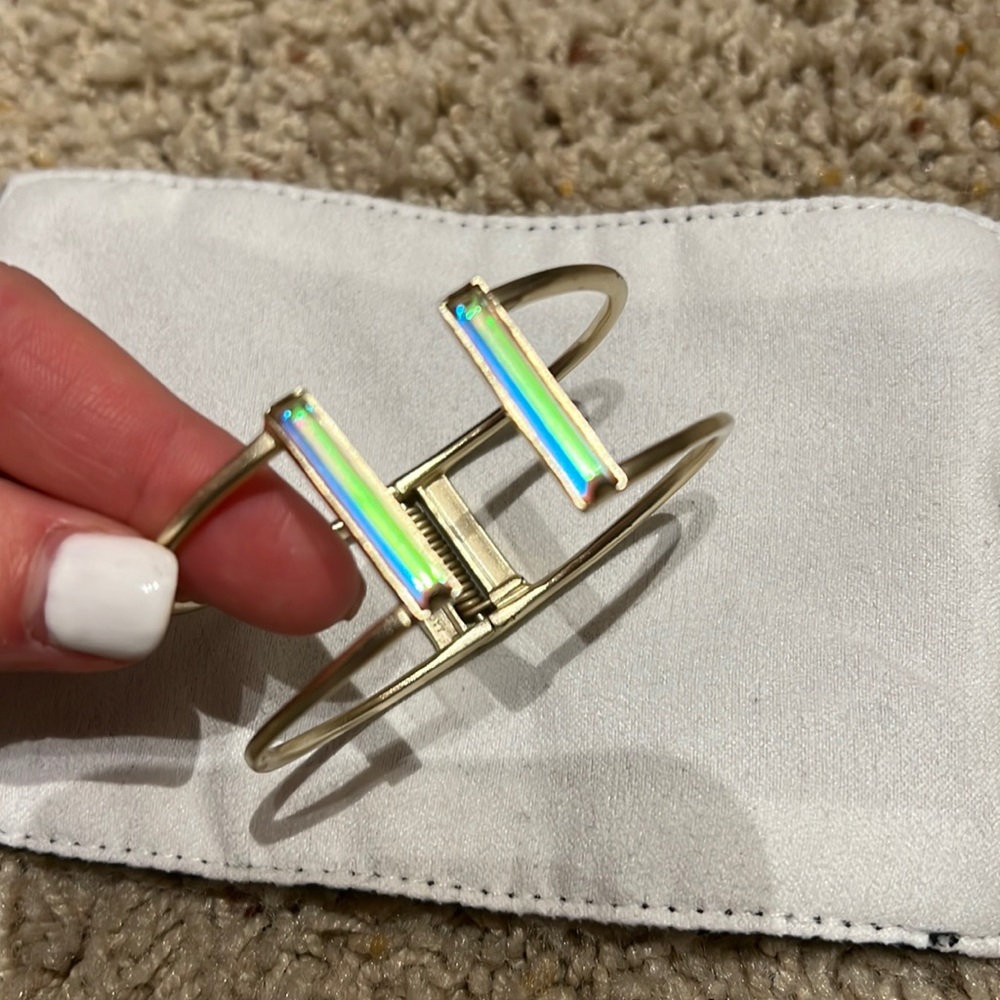 Kendra Scott bracelet